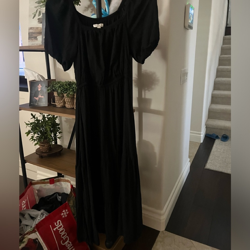 Black linen LoFT dress